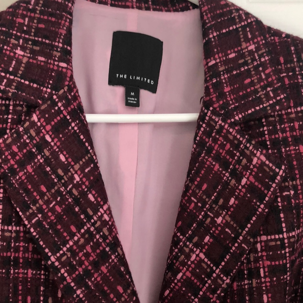 Blazer - Picture 2 of 3